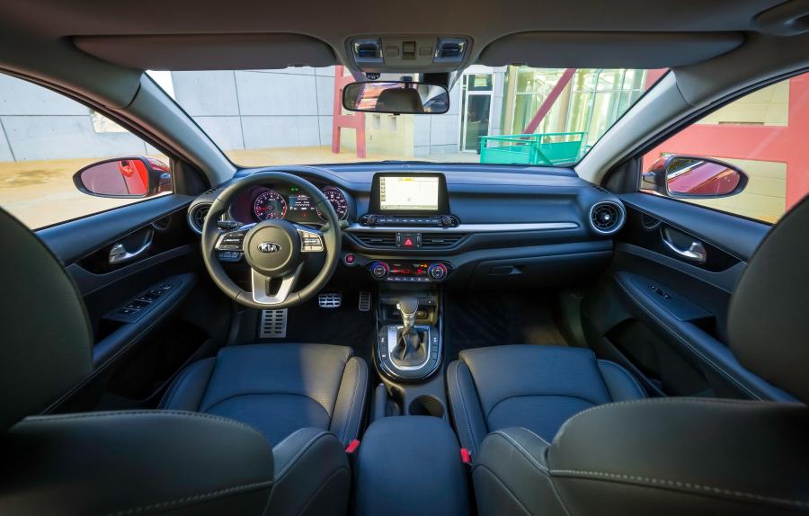 Торпедо Kia Forte (BD) 2018 года  (NA) (фото 14 из 52)